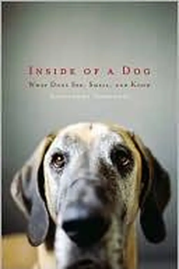 Capa de Inside of a dog