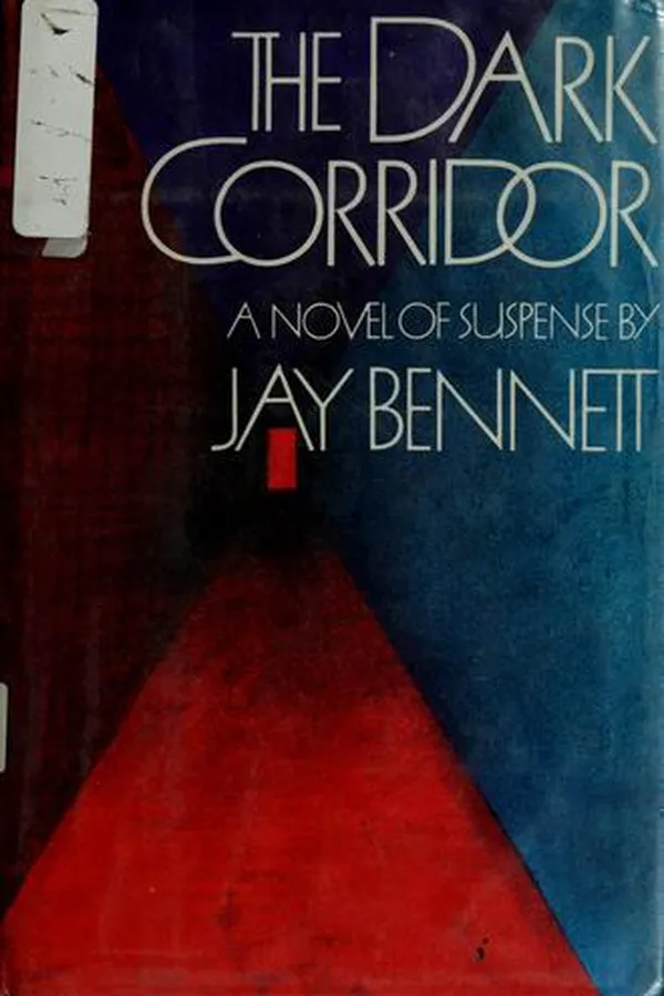 Capa de The dark corridor