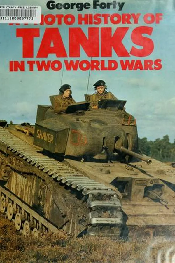 Capa de A photo history of tanks in two world wars