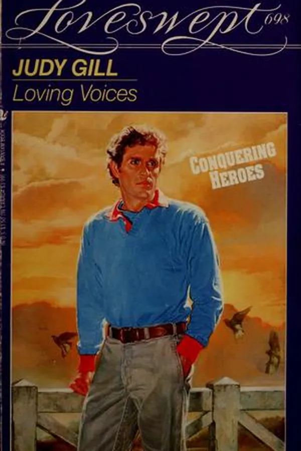 Capa de LOVING VOICES
