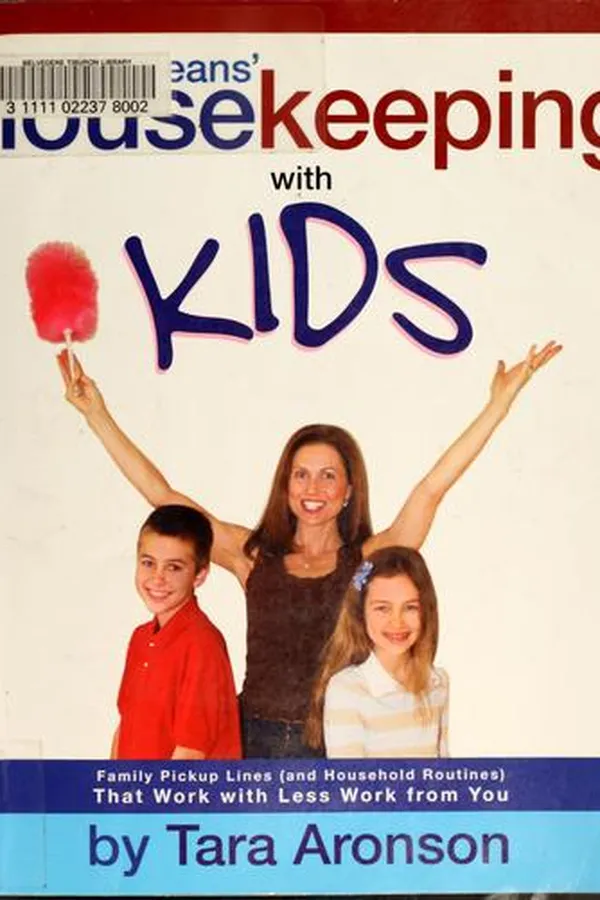 Capa de Mrs. Clean Jeans' housekeeping with kids