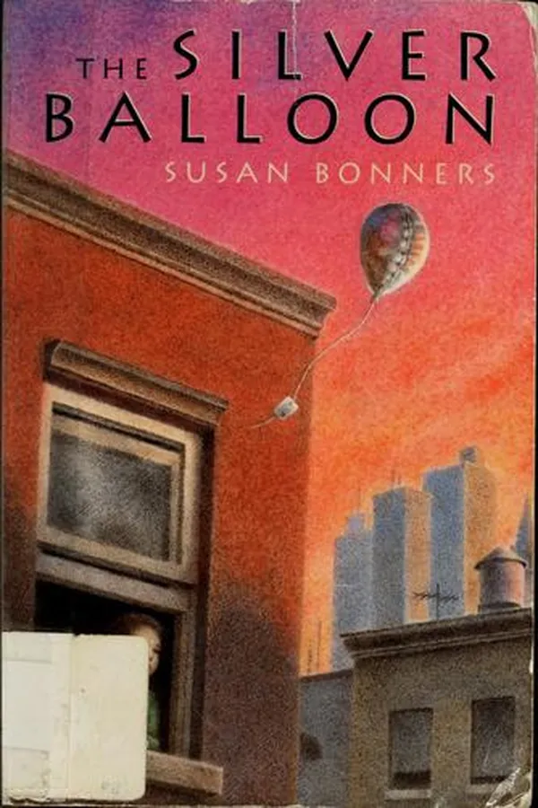Capa de The silver balloon