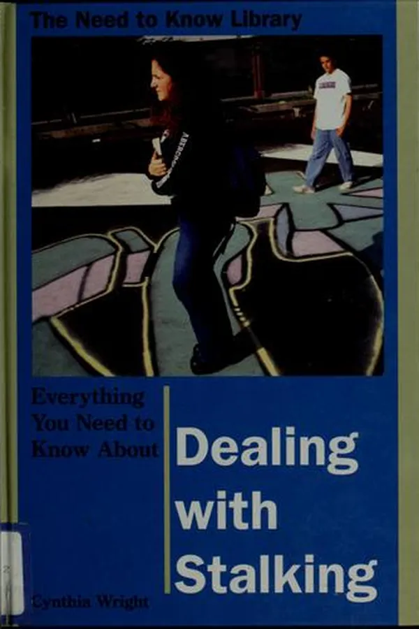 Capa de Everything you need to know about dealing with stalking