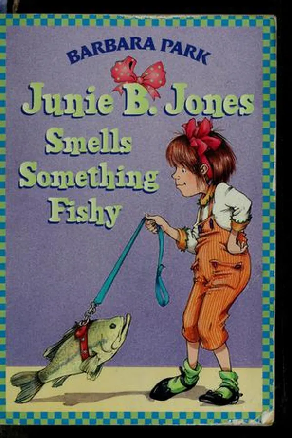 Capa de Junie B. Jones Smells Something Fishy (Junie B. Jones #12)