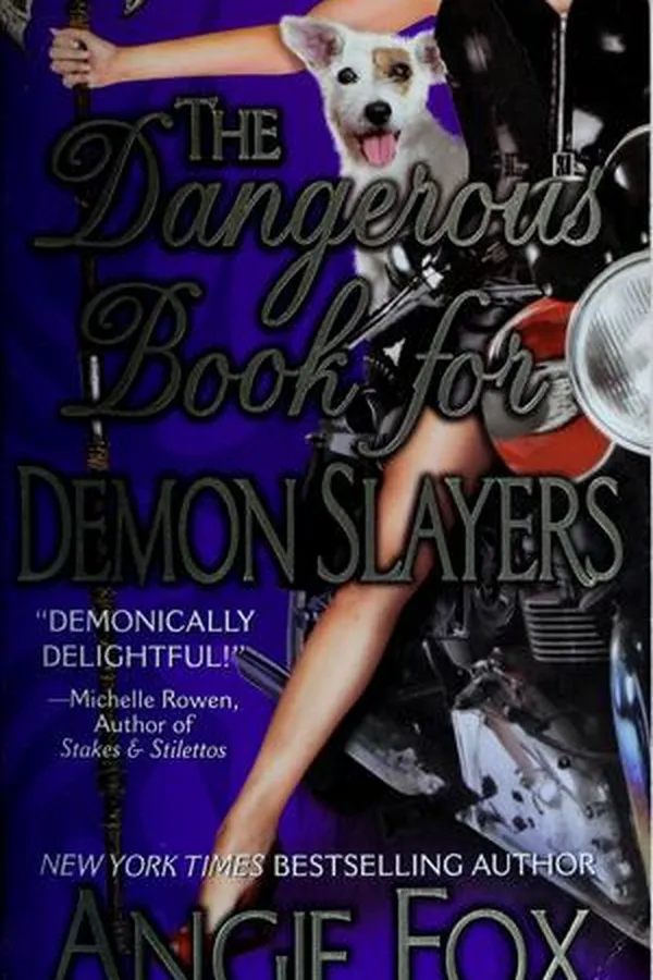 Capa de The dangerous book for demon slayers