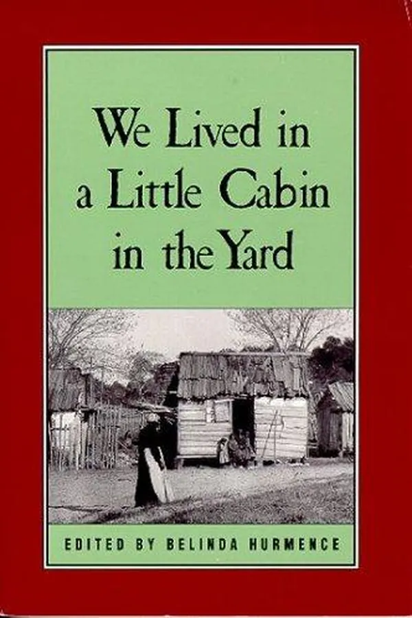 Capa de We lived in a little cabin in the yard