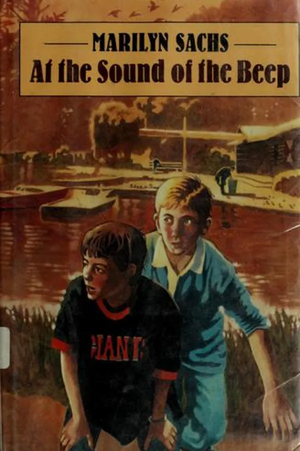 Capa de At the sound of the beep