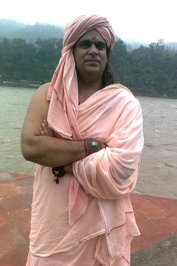 Capa de "Spiritualization of Politics & Unification of World under One Global Government "Akhil Bharat Hindu Mahasabha"    SWAMI CHAKRAPANI JI MAHARAJ    The National President of Akhil Bharat Hindu Mahasabha
