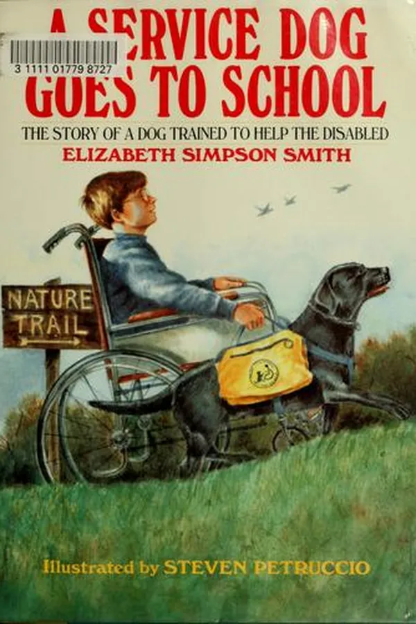 Capa de A service dog goes to school