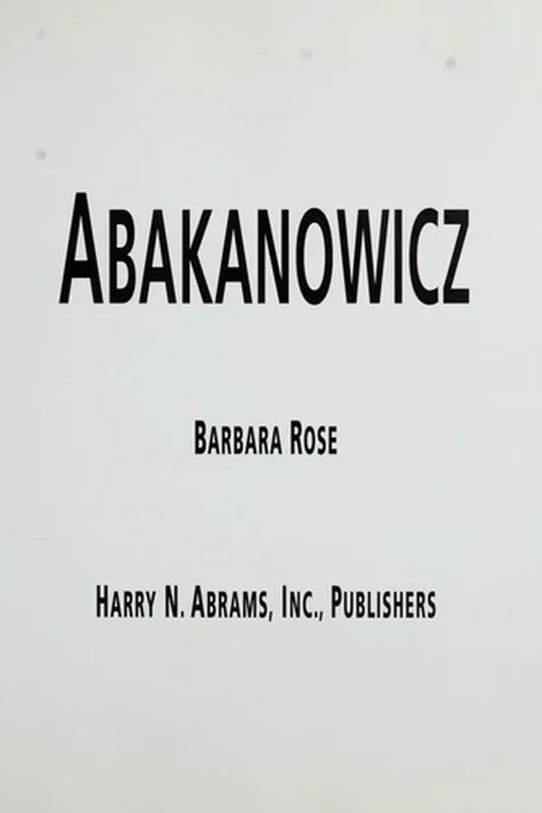 Capa de Magdalena Abakanowicz