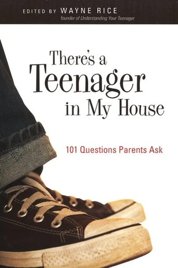 Capa de There's a teenager in my house