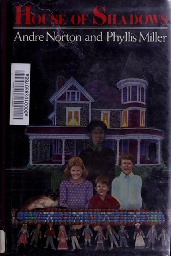 Capa de House of Shadows