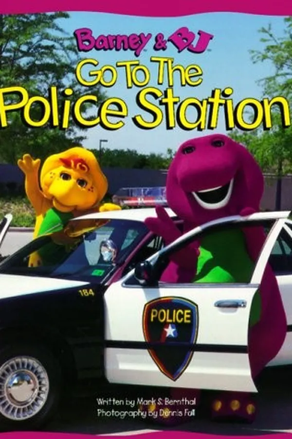Capa de Barney and BJ Go To The Police Station
