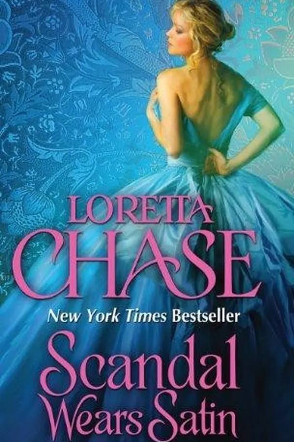 Capa de Scandal Wears Satin