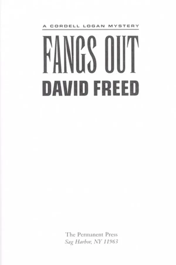 Capa de Fangs out