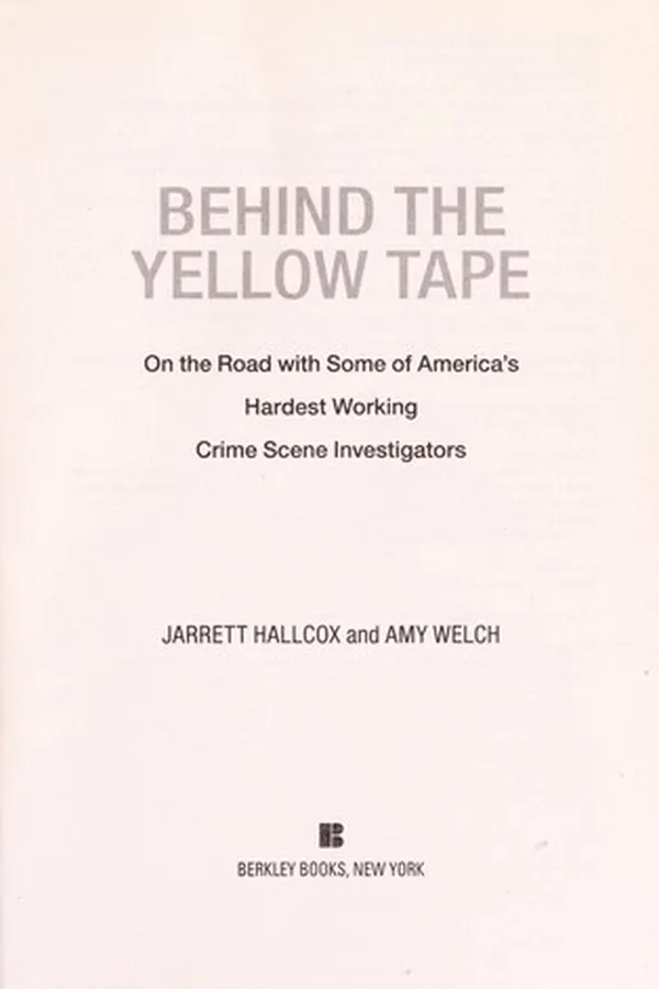 Capa de Behind the yellow tape
