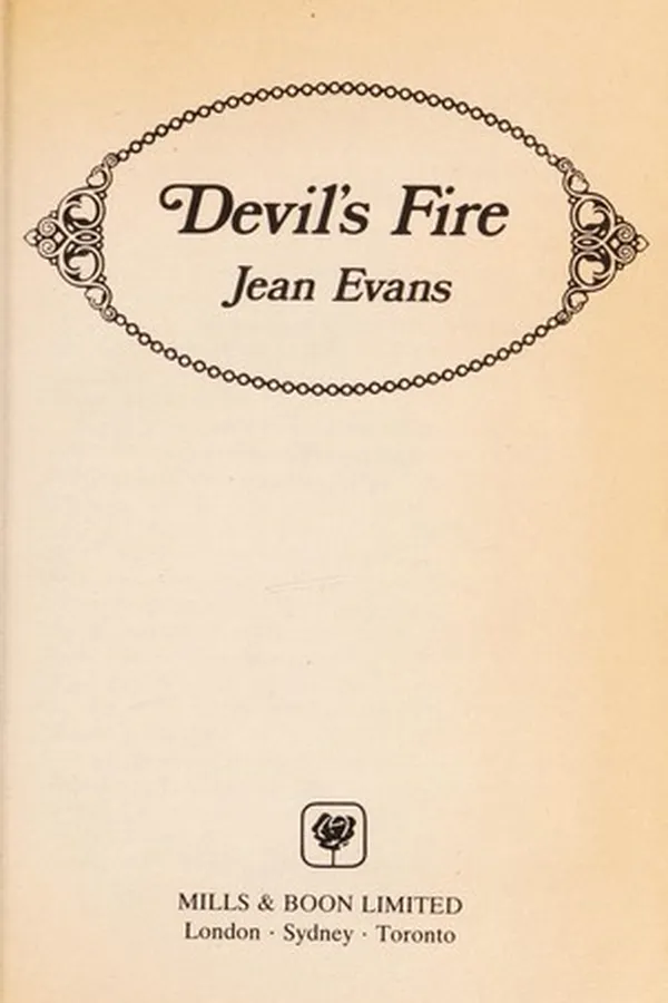 Capa de Devil's Fire