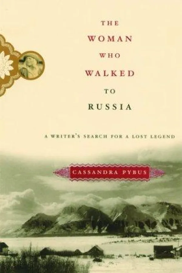 Capa de The woman who walked to Russia