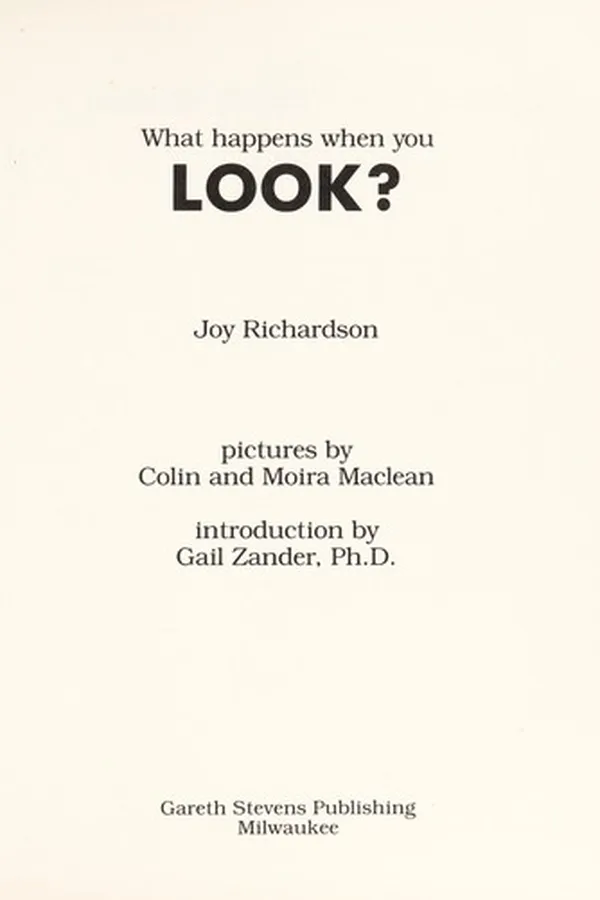 Capa de What happens when you look?