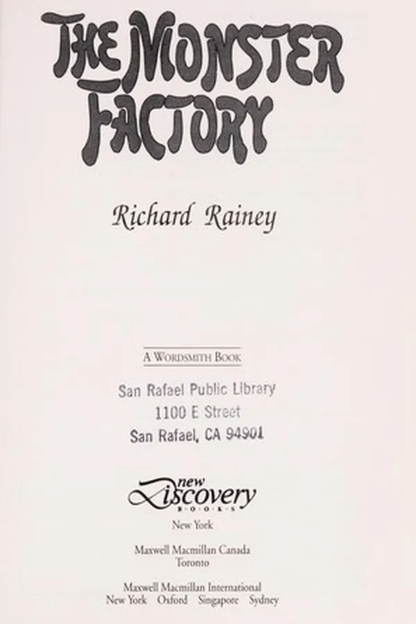 Capa de The monster factory