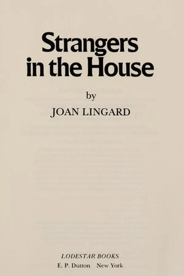 Capa de Strangers in the house