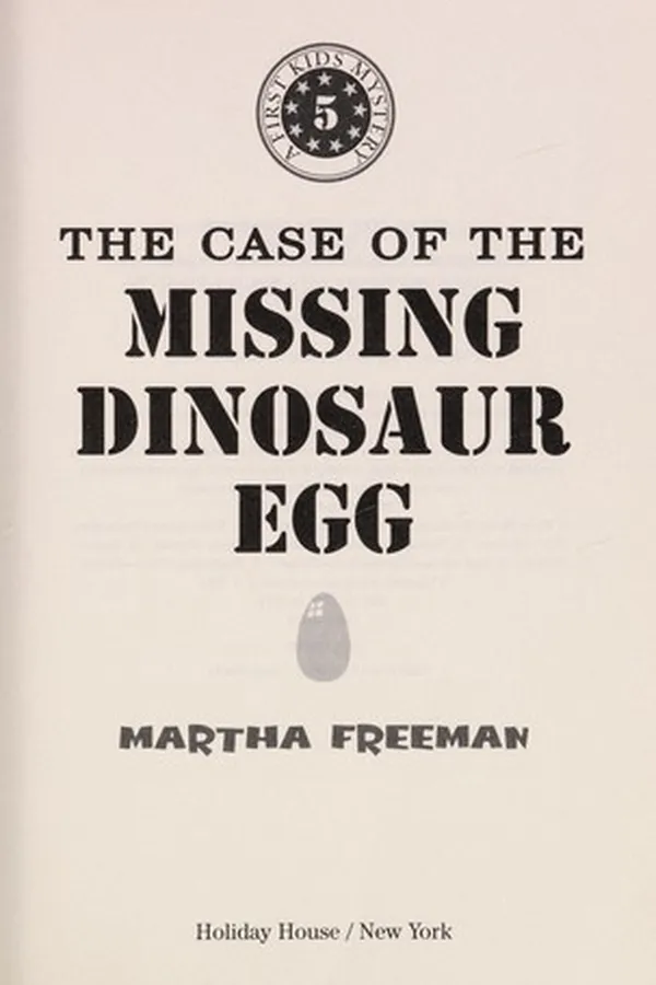 Capa de The case of the missing dinosaur egg
