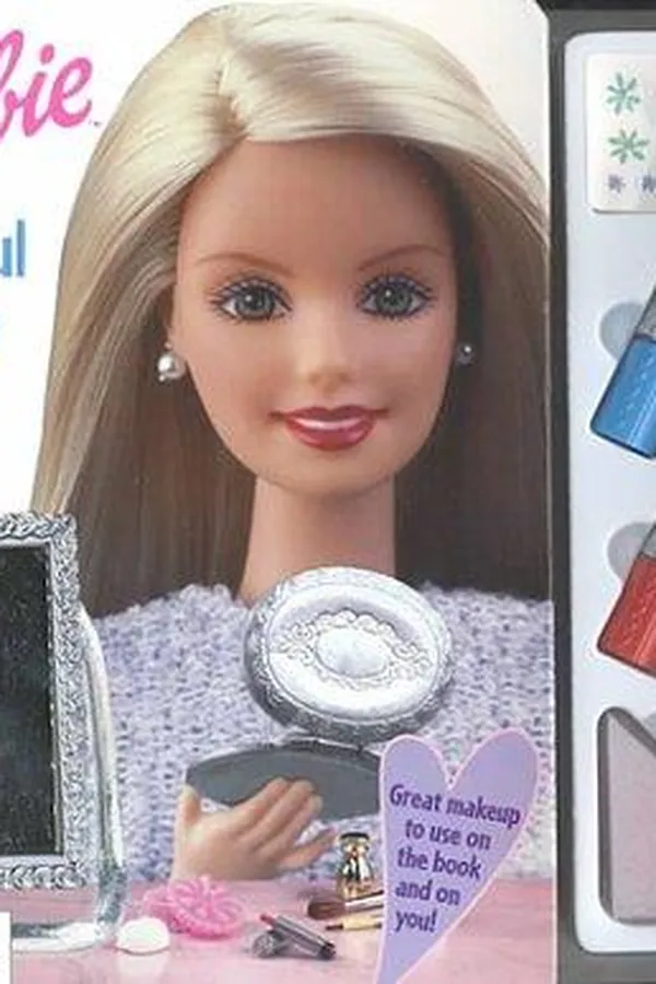 Capa de Barbie beautiful makeup book