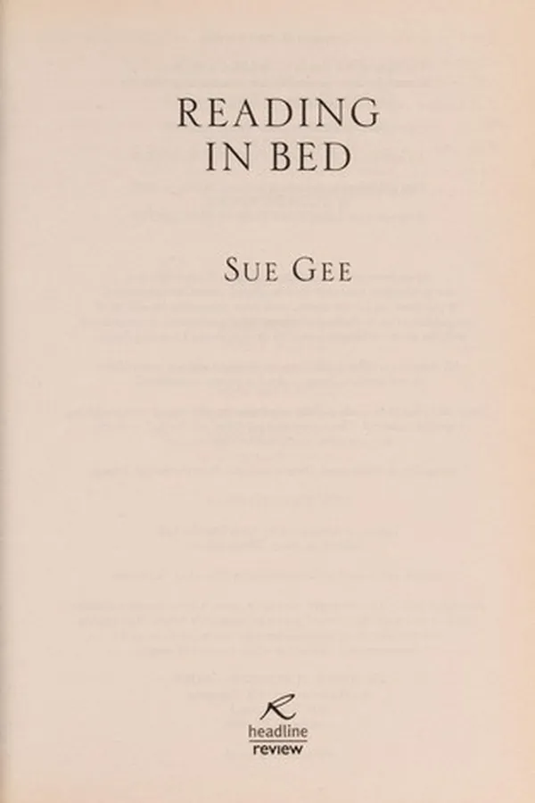 Capa de Reading in bed