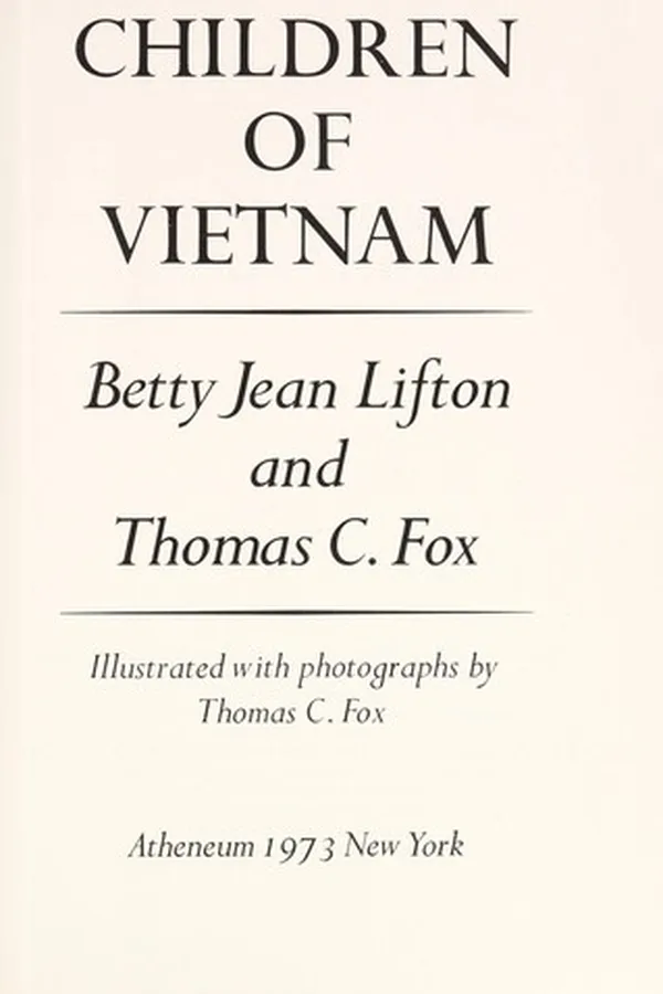 Capa de Children of Vietnam
