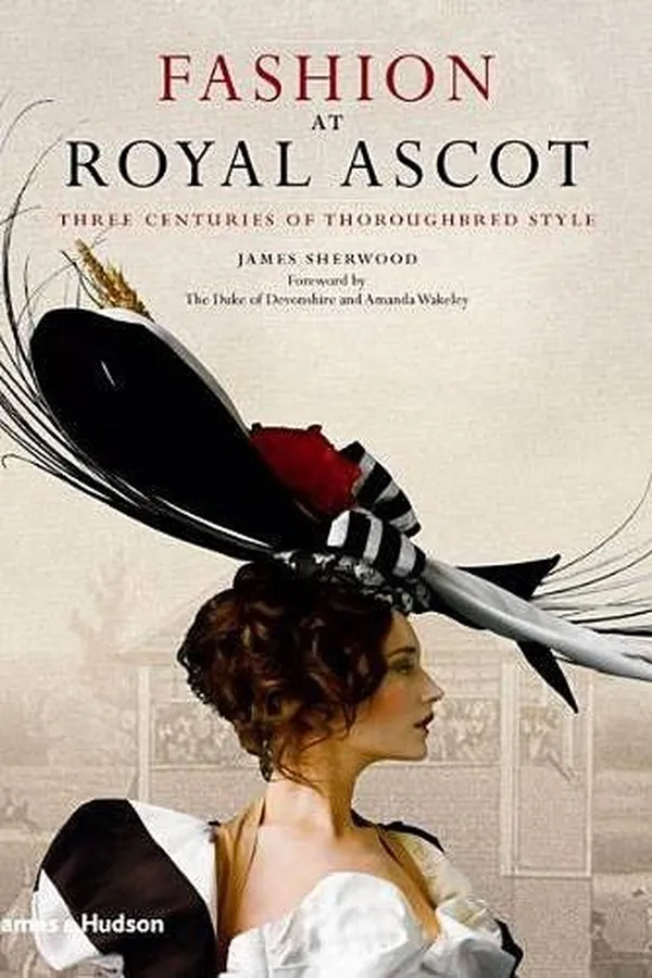 Capa de Fashion at Royal Ascot: Three Centuries of Thoroughbred Style