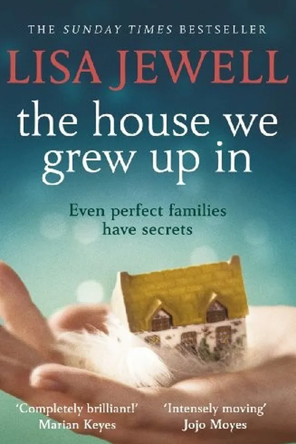Capa de The House We Grew Up In