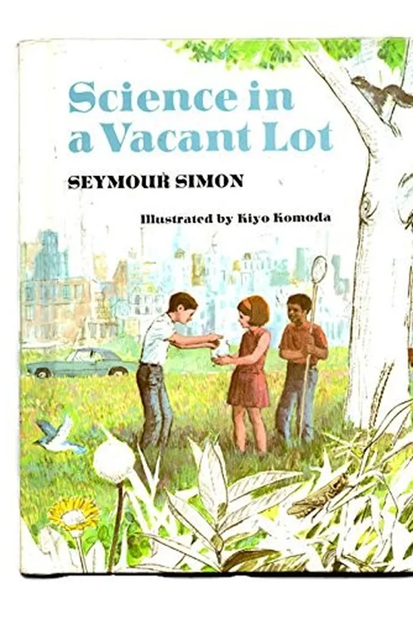 Capa de Science in a vacant lot