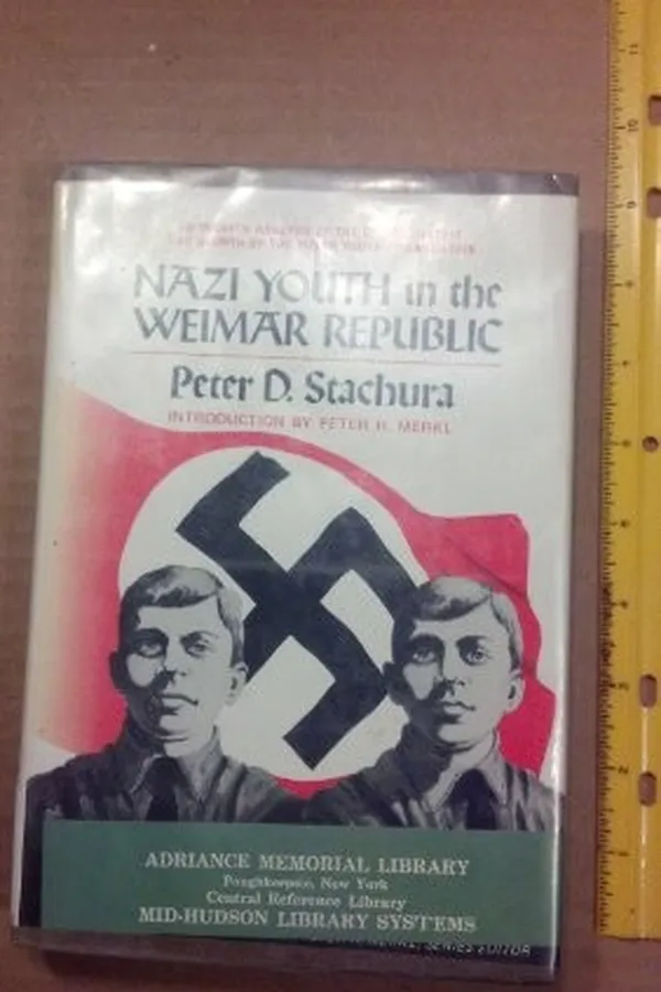 Capa de Nazi youth in the Weimar Republic