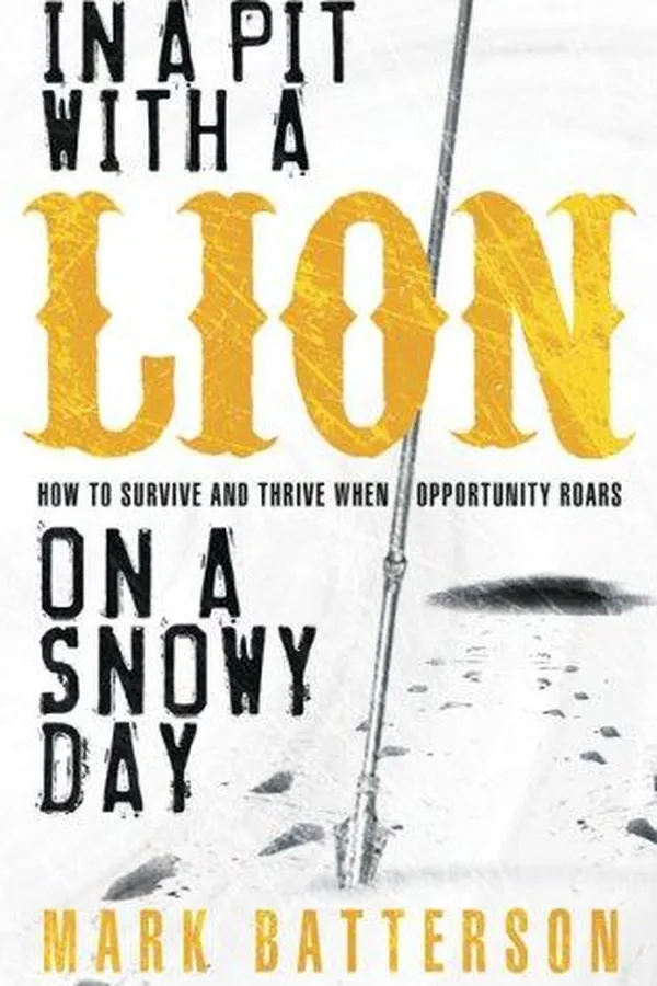 Capa de In a Pit with a Lion on a Snowy Day