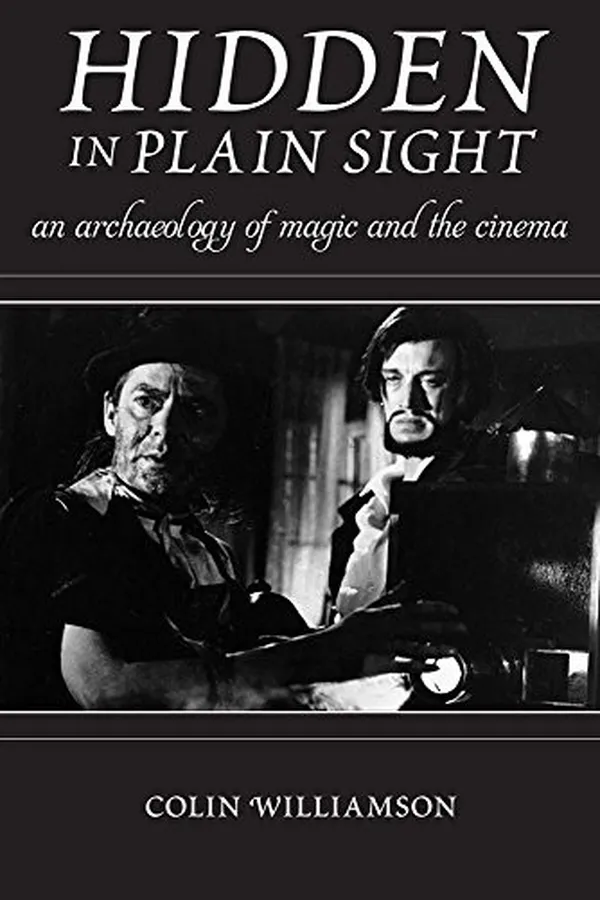 Capa de Hidden in Plain Sight