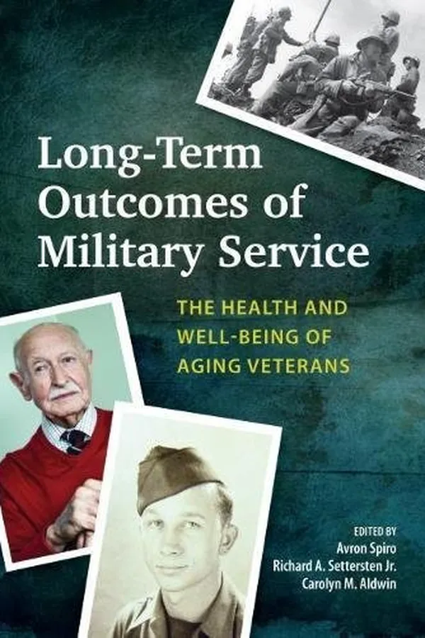 Capa de Long-Term Outcomes of Military Service