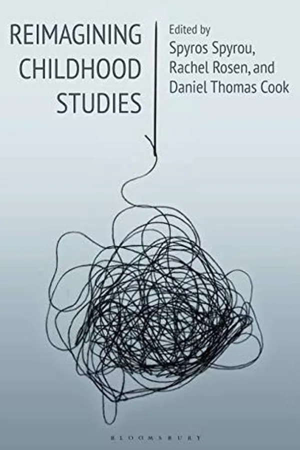 Capa de Reimagining Childhood Studies