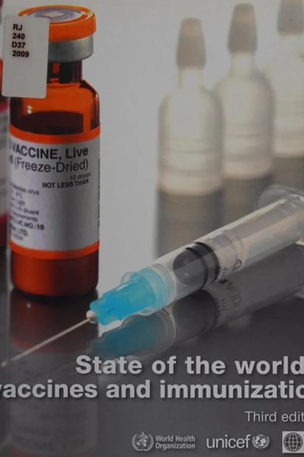Capa de State of the world's vaccines and immunization