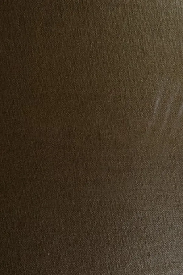 Capa de University housing in Canada