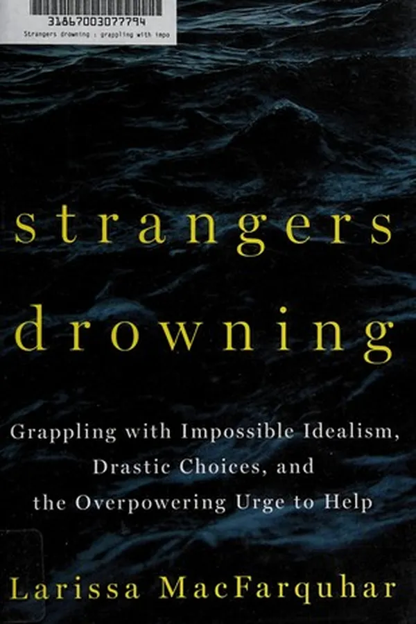 Capa de Strangers drowning