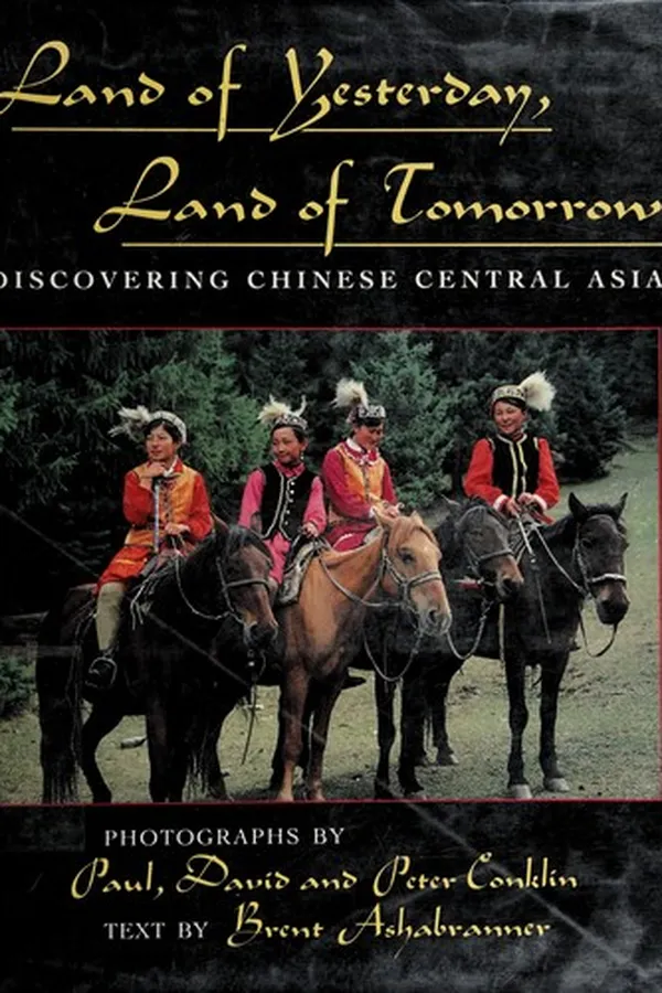 Capa de Land of yesterday, land of tomorrow