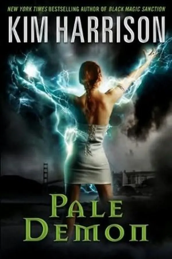 Capa de Pale Demon