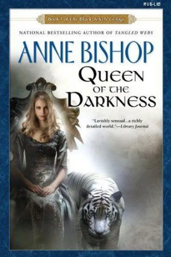 Capa de Queen of the Darkness