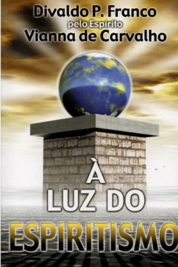 Capa de À Luz do Espiritismo
