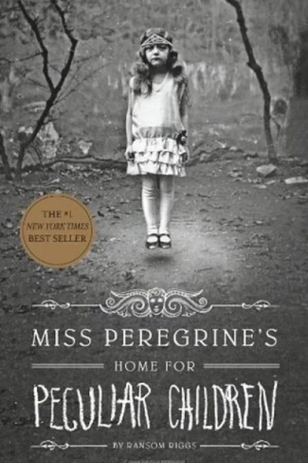 Capa de Miss Peregrine's Home for Peculiar Children