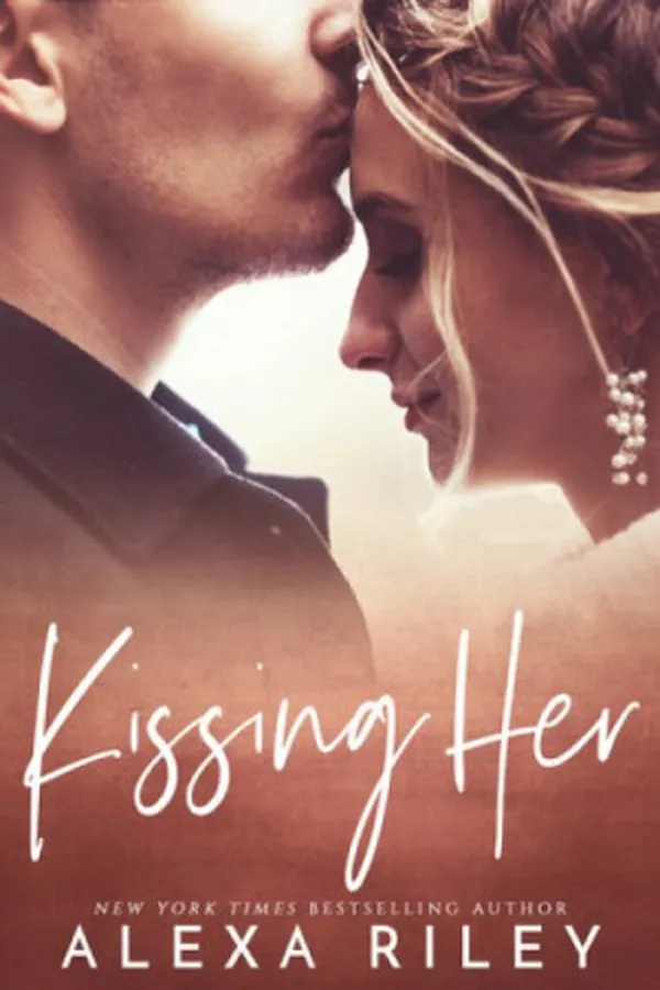 Capa de Kissing Her